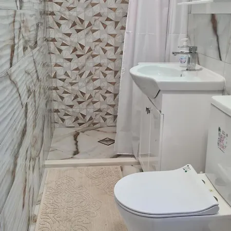 Lazarov - Luxury One And Two Bedroom Veliko Tarnovo