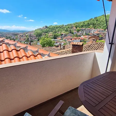 Lazarov - Luxury One And Two Bedroom וליקו טורנובו