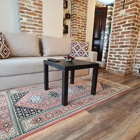 Lazarov - Luxury One And Two Bedroom * Veliko Tărnovo