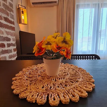 Lazarov - Luxury One And Two Bedroom וליקו טורנובו